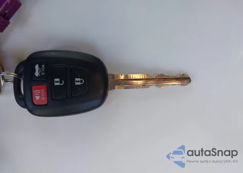 2014 Toyota Camry Se z USA, uszkodzony, nr VIN 4T1BF1FK4EU457413